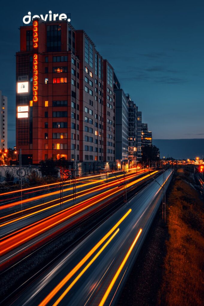 Drony VR - Oferujemy unikalną usługę wykorzystującą technologię wirtualnej rzeczywistości dla drona FPV.