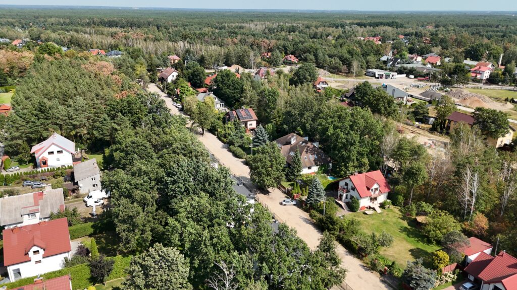 Flyxpress.pl - Nagrywamy Dronami - Filmy i Zdjecia z Dronów - Tanio, zamów nasze usługi w Warszawie. Zamów nas już teraz.